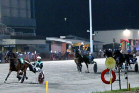 Ippodromo Arcoveggio Bologna: presentazione delle corse di sabato 24 dicembre