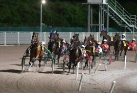 Sabato all’ippodromo Snai Sesana riunione di trotto dedicata all’Associazione ‘Giuliasmile’