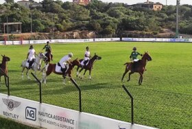 Si parla in sardo all’Italia Polo Challenge in Costa Smeralda con Marco Pala e Anita Putzu